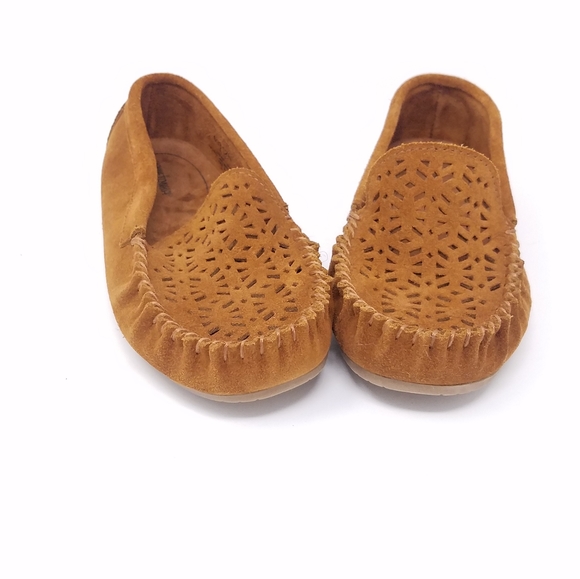minnetonka sophia moccasin